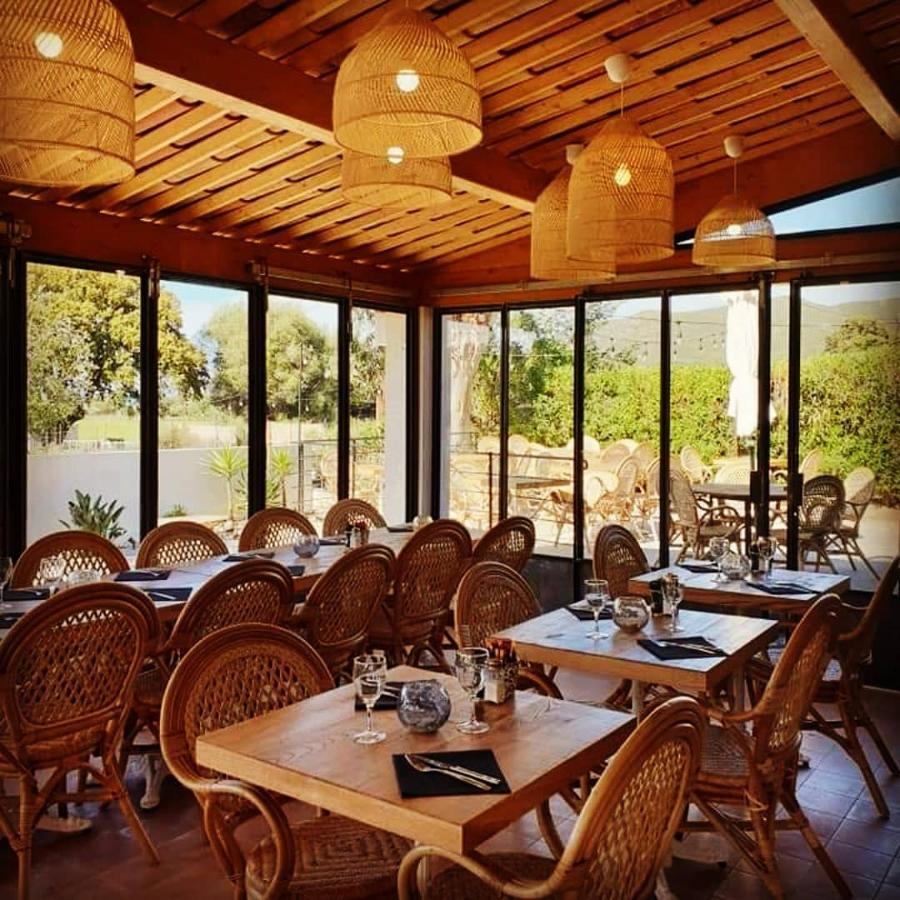 Hotel & Restaurant Les Mouettes Belgodère 외부 사진